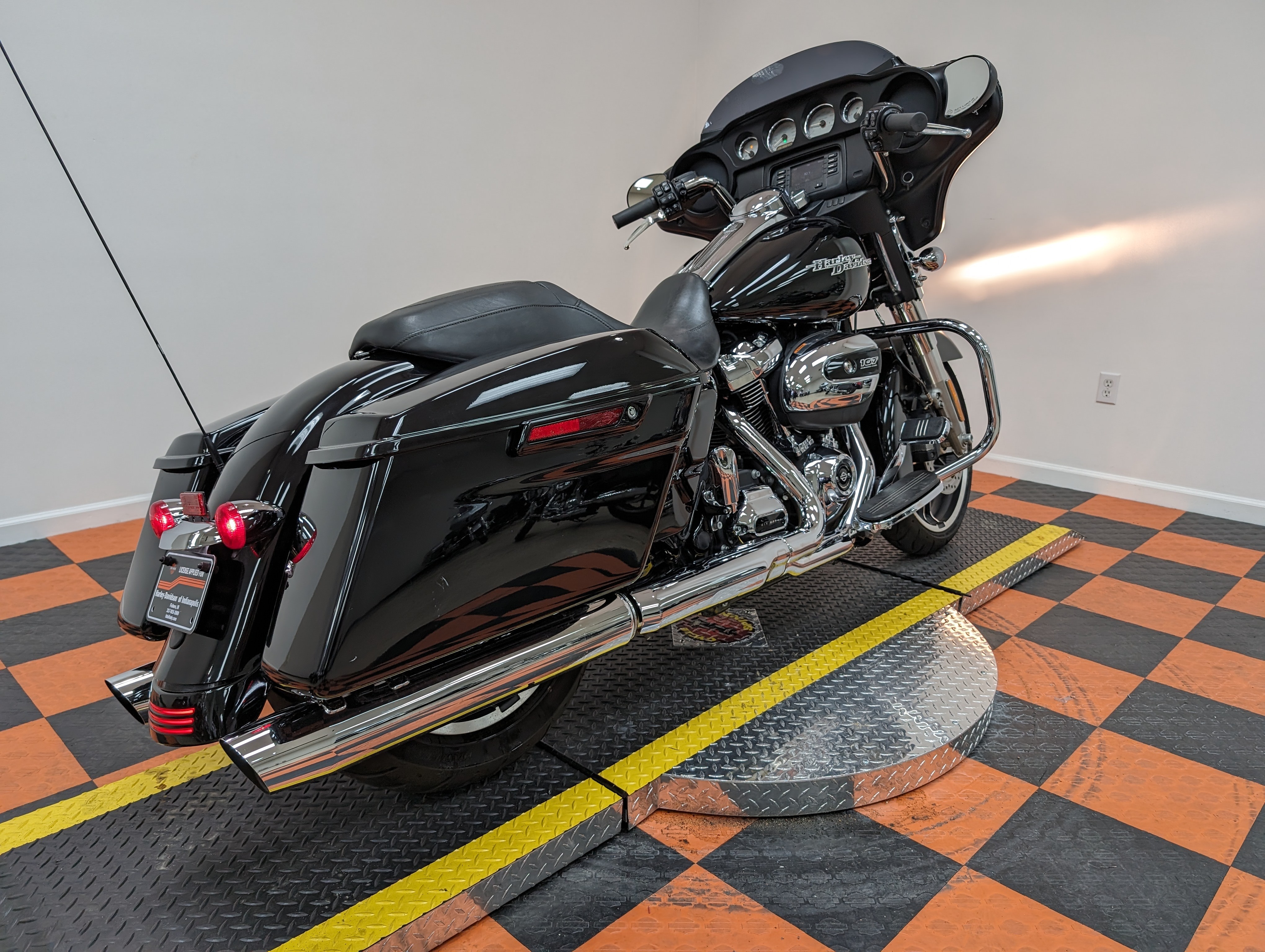 2019 Harley-Davidson Street Glide Base at Harley-Davidson of Indianapolis