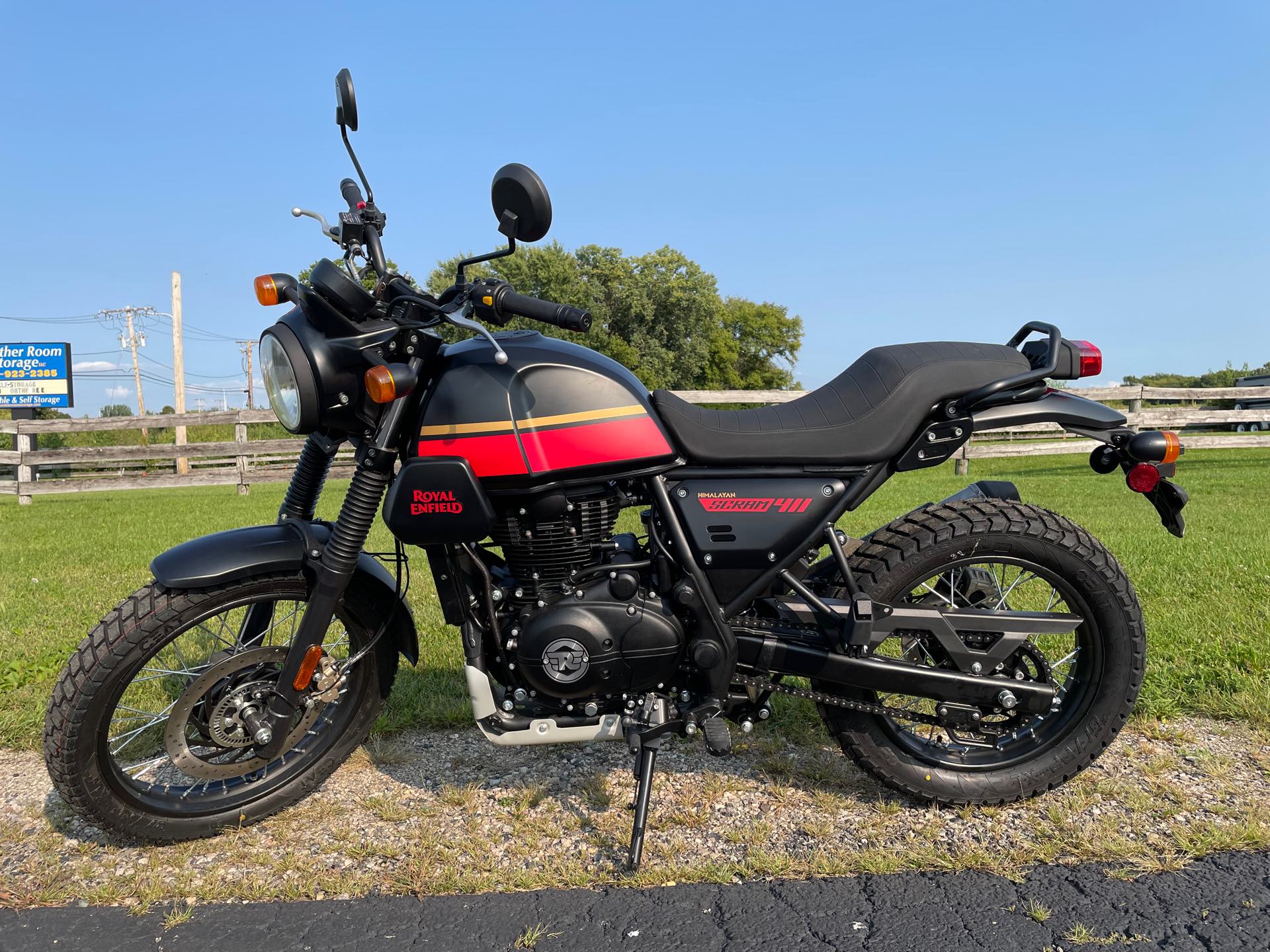 2023 Royal Enfield Scram 411 at Randy's Cycle