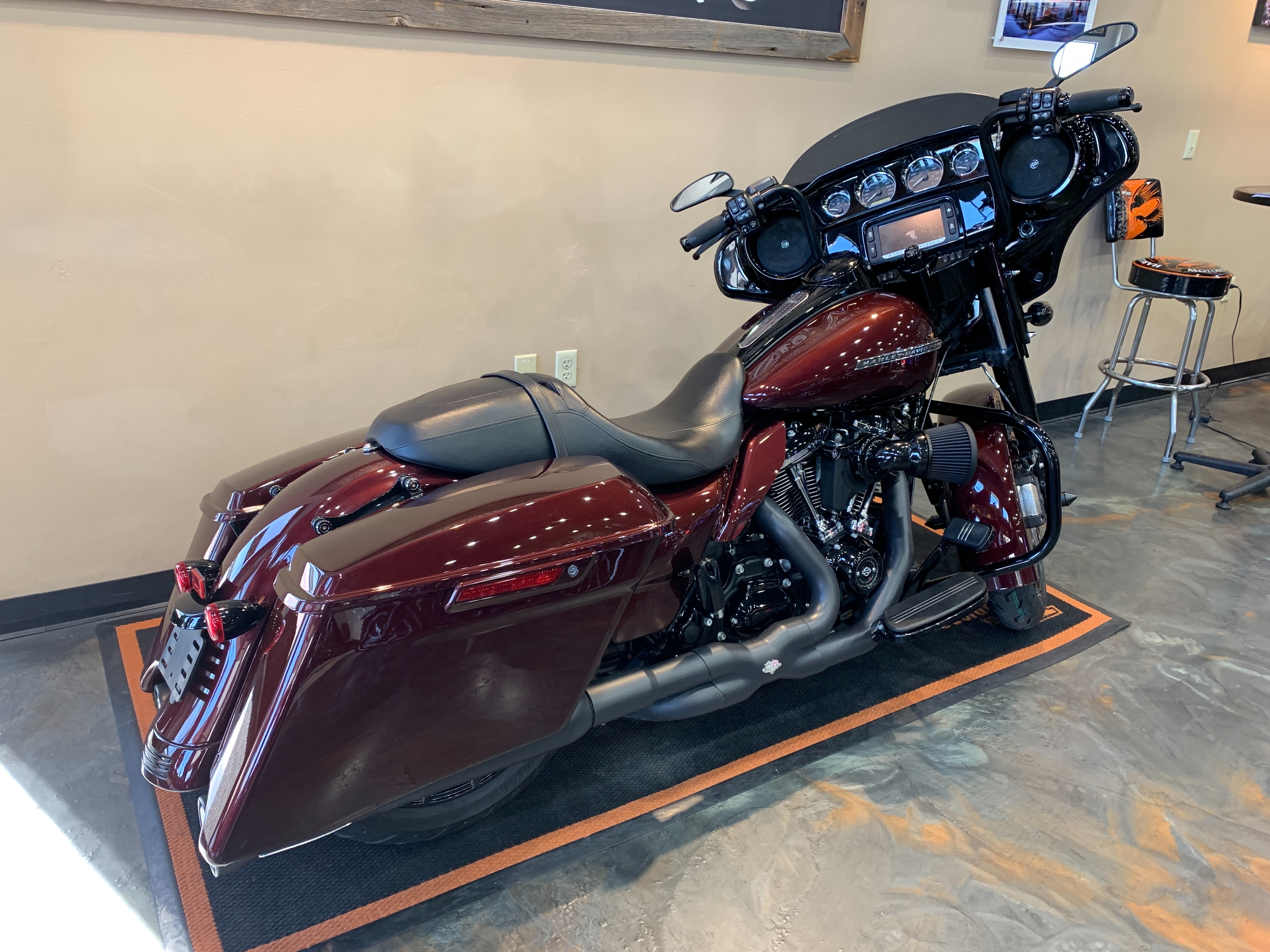 2018 Harley-Davidson Street Glide Special at Vandervest Harley-Davidson, Green Bay, WI 54303