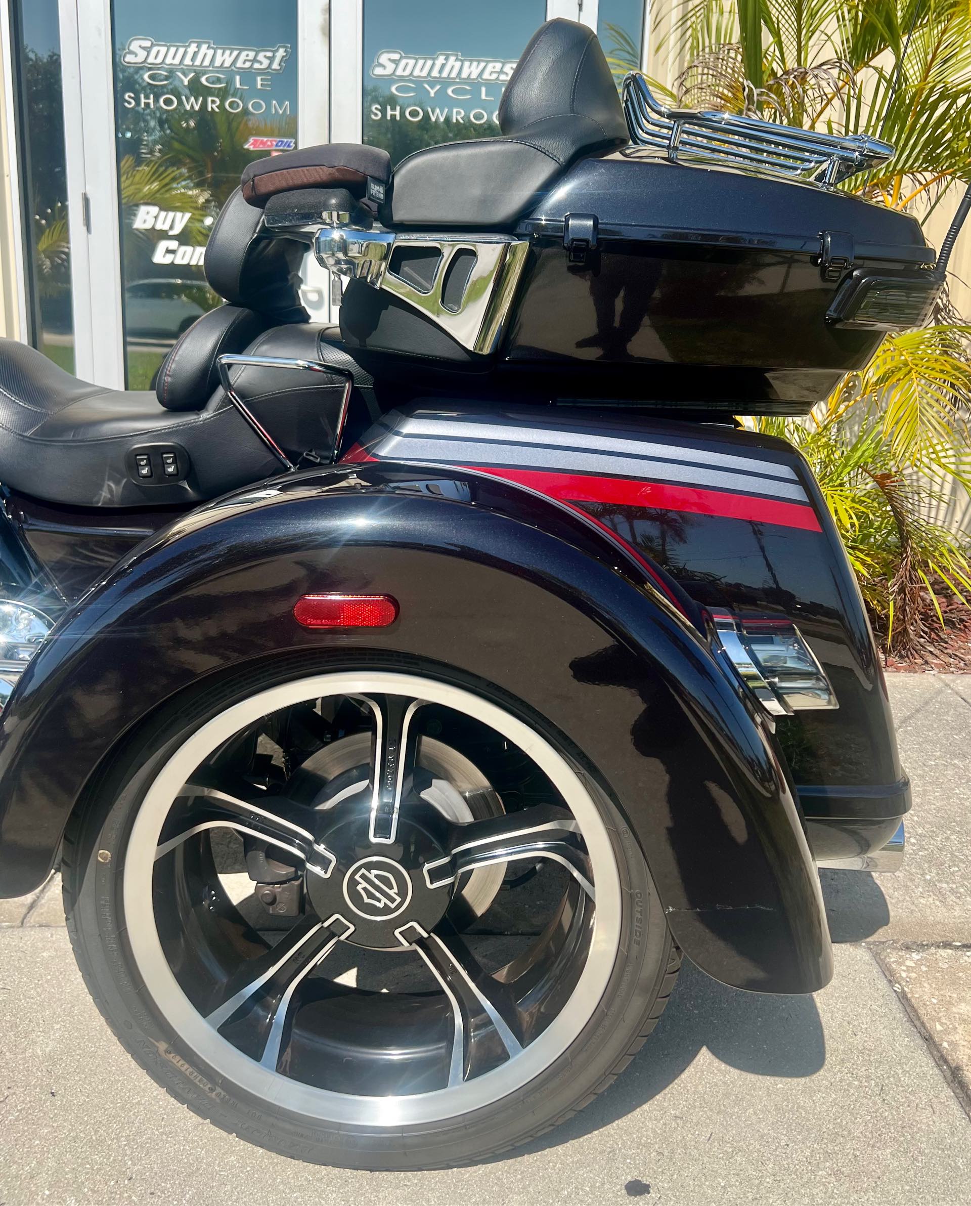 2020 Harley-Davidson CVO CVO Tri Glide at Southwest Cycle, Cape Coral, FL 33909