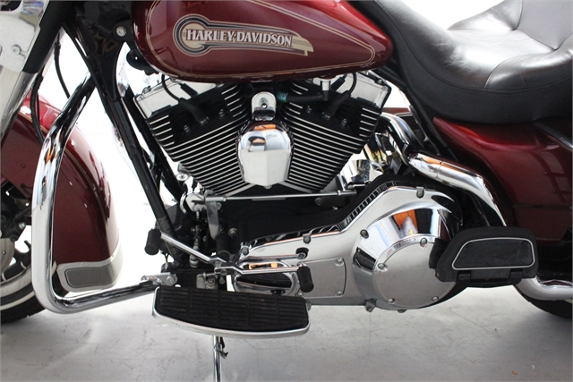 2005 Harley-Davidson Electra Glide Classic at Suburban Motors Harley-Davidson