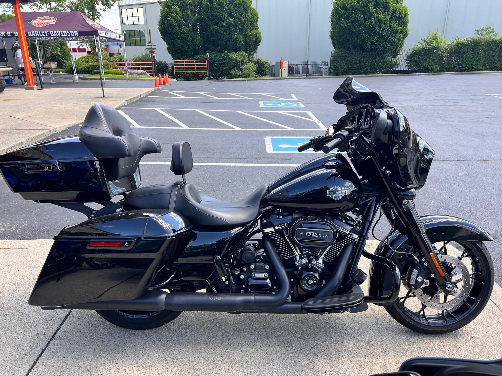 2021 Harley-Davidson FLHXS at Man O'War Harley-Davidson®