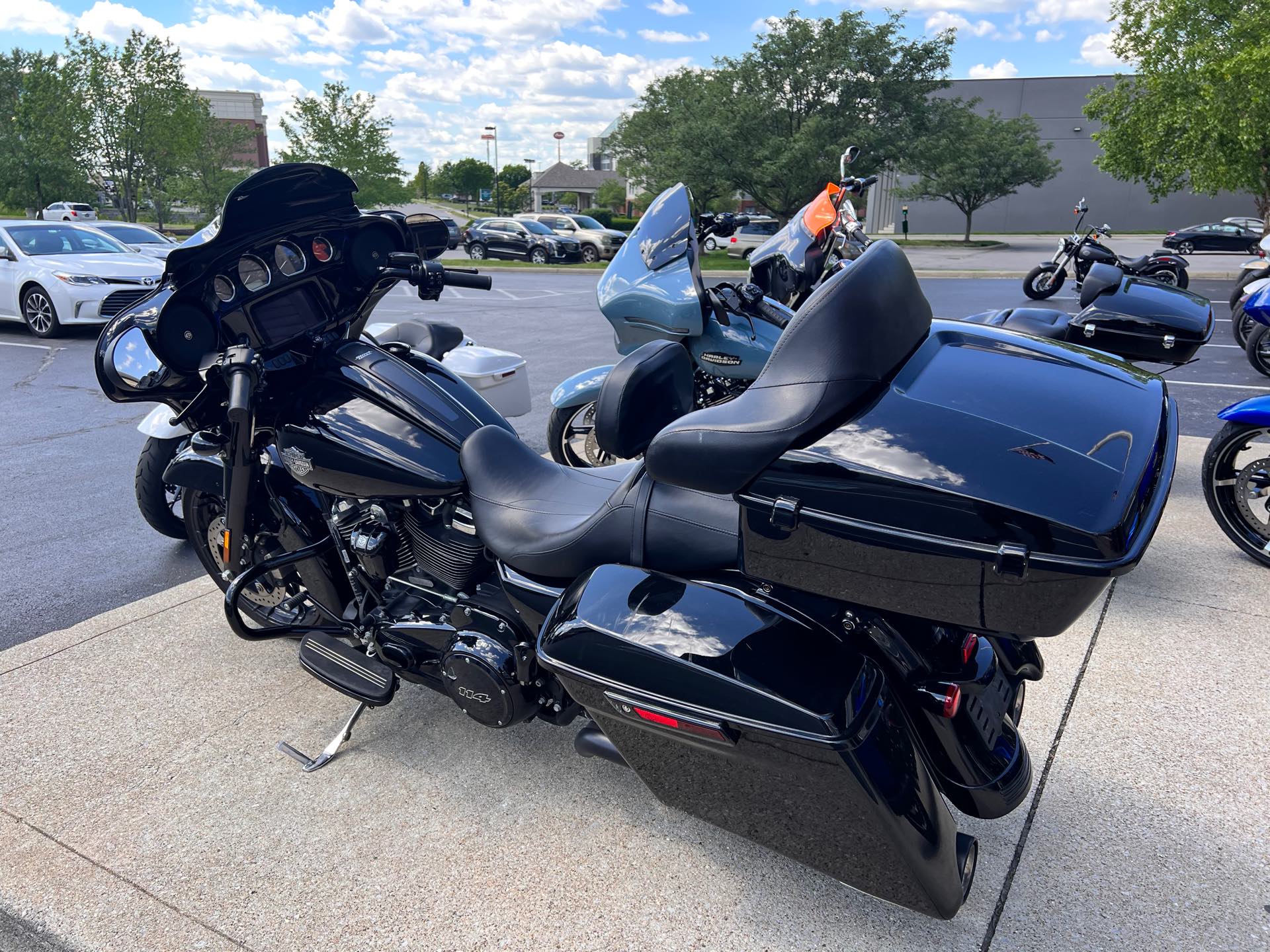 2021 Harley-Davidson FLHXS at Man O'War Harley-Davidson®