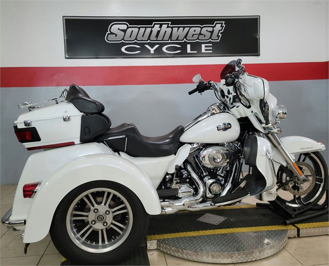 2009 Harley-Davidson Tri Glide Ultra Classic at Southwest Cycle, Cape Coral, FL 33909
