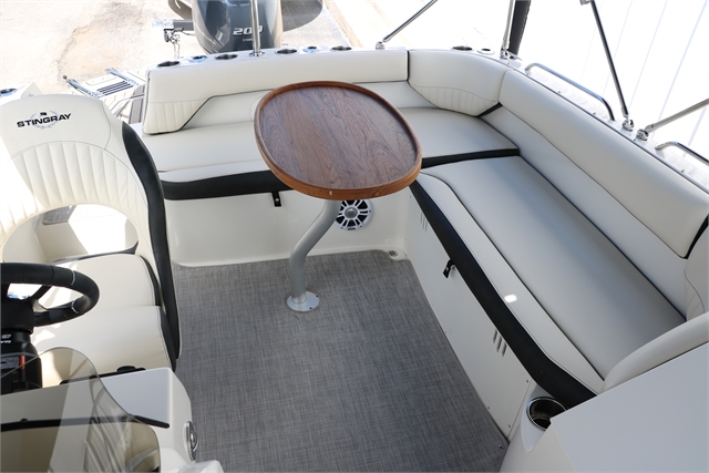 2023 Stingray 212SC Deck Boat at Jerry Whittle Boats