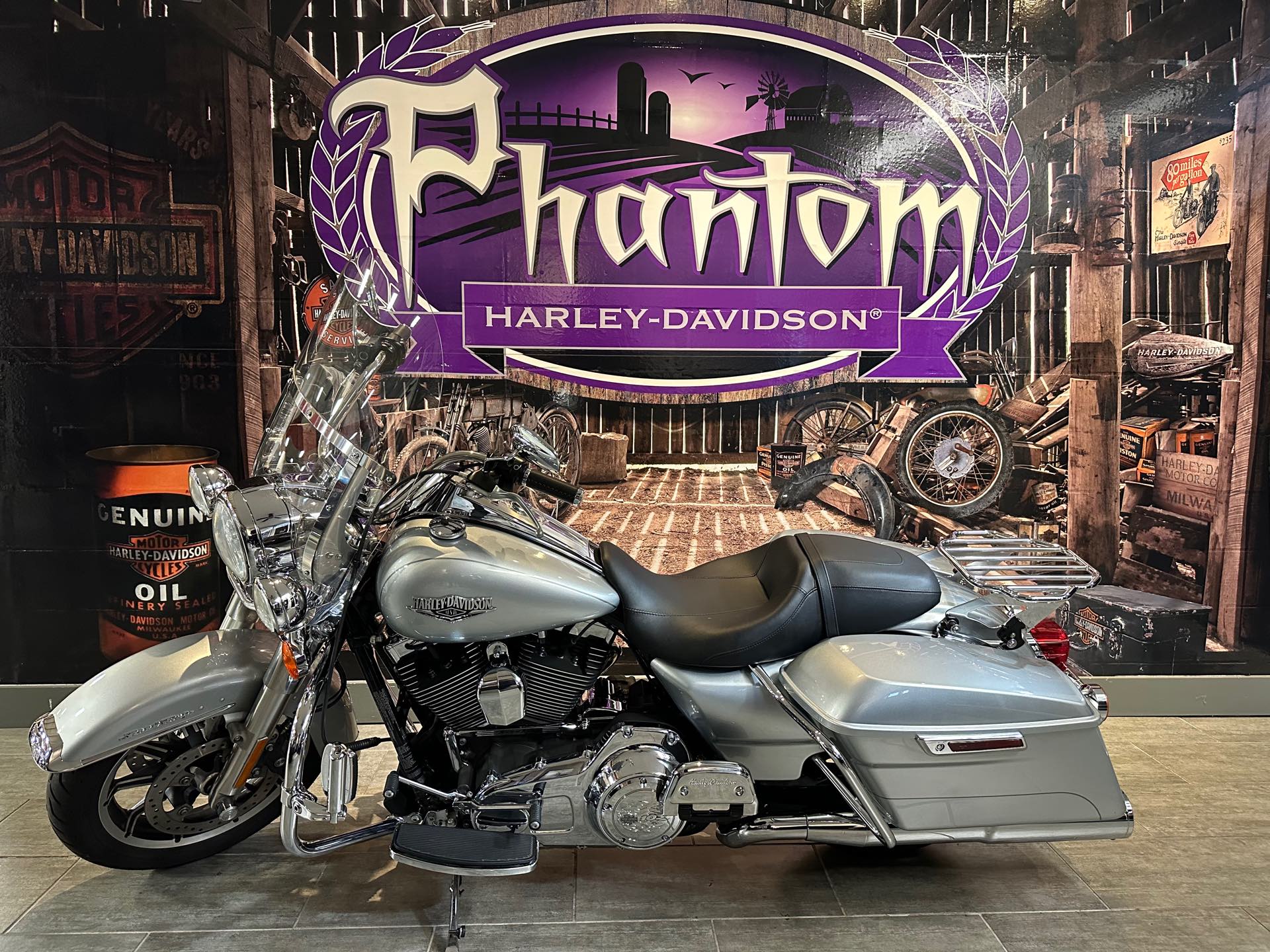 2014 Harley-Davidson Road King Base at Phantom Harley-Davidson