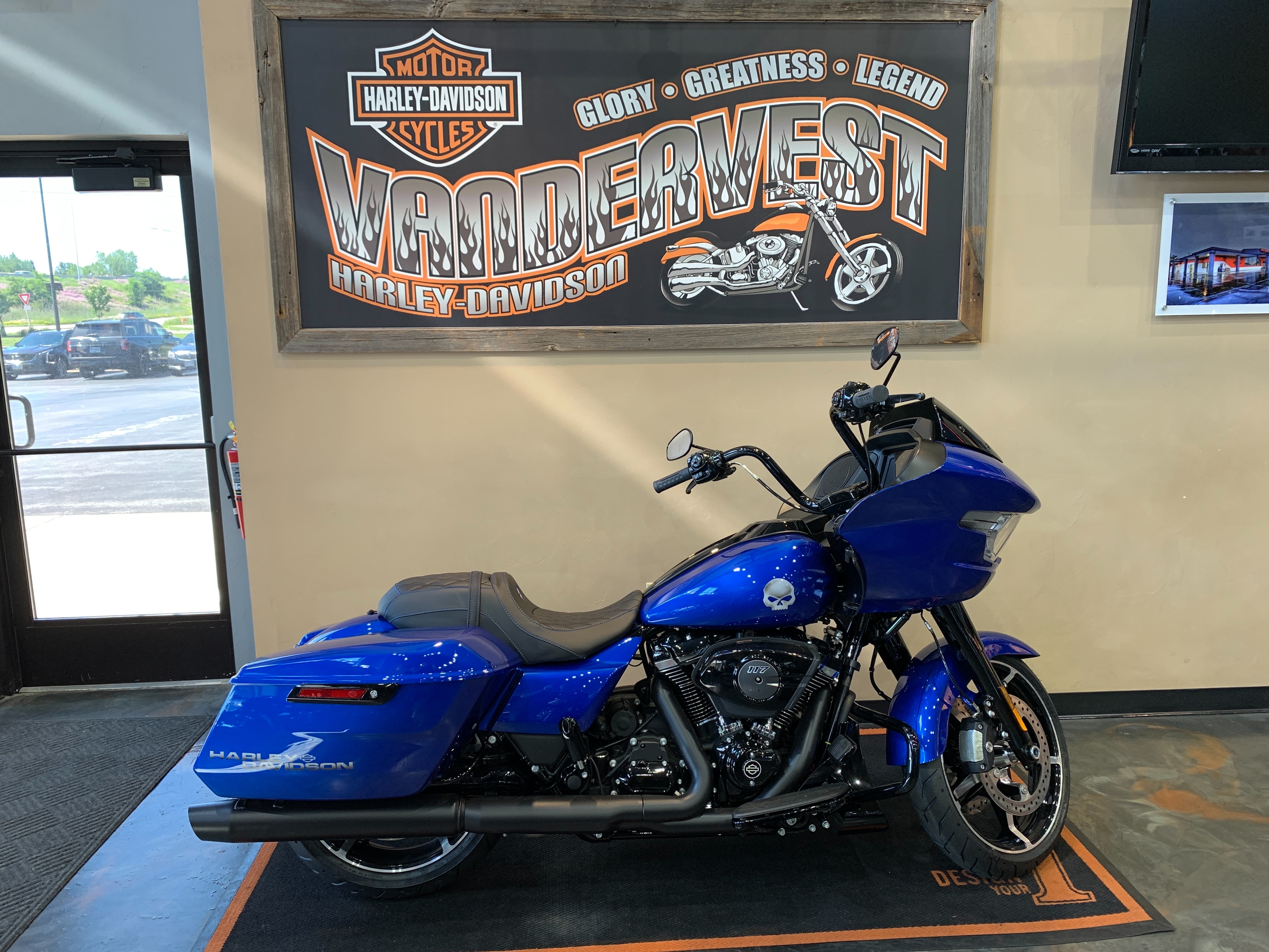 2024 Harley-Davidson Road Glide Base at Vandervest Harley-Davidson, Green Bay, WI 54303