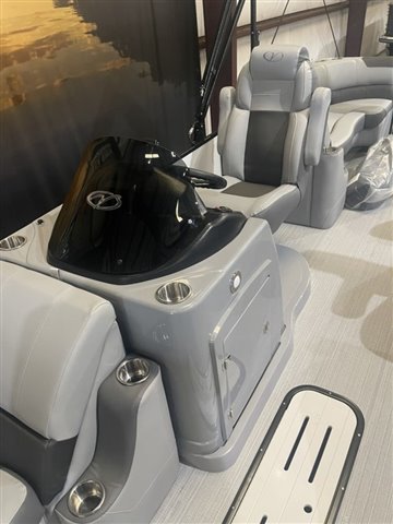 2023 Veranda VR22RC Luxury Tri-Toon VR22RC Luxury Tri-Toon at Sunrise Marine Center