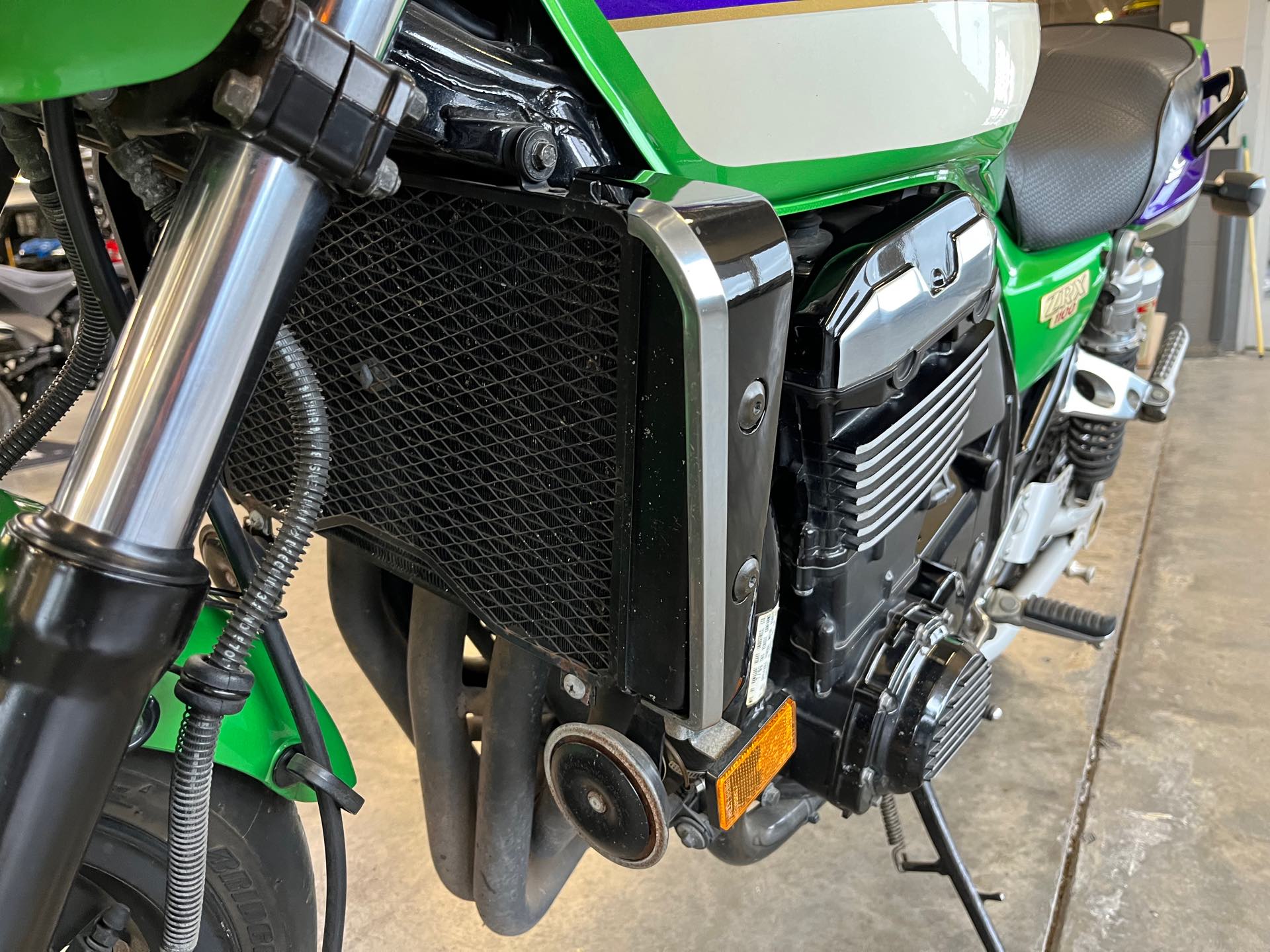 2000 Kawasaki ZRX1100 at Mount Rushmore Motorsports