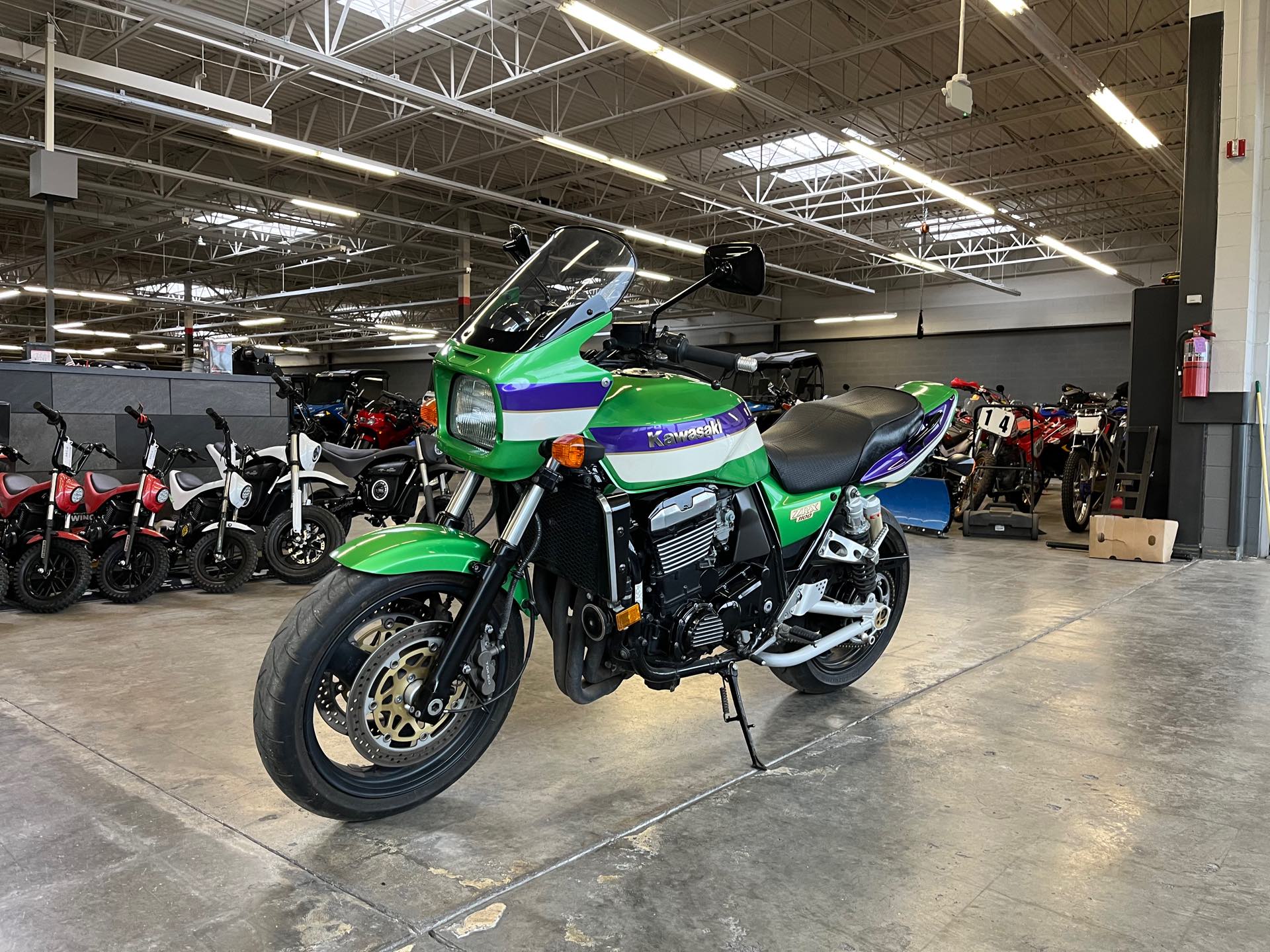 2000 Kawasaki ZRX1100 at Mount Rushmore Motorsports