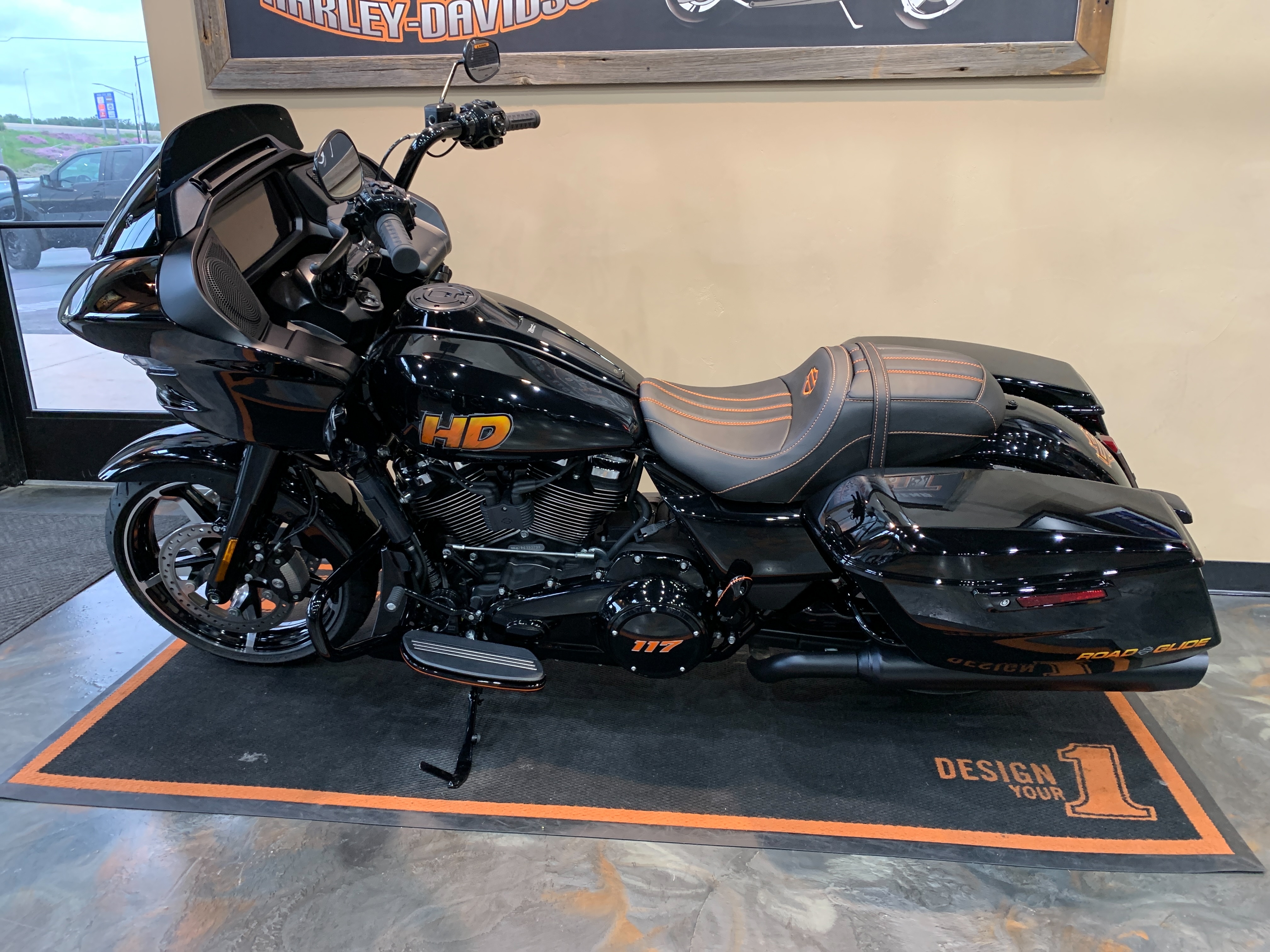 2024 Harley-Davidson Road Glide Base at Vandervest Harley-Davidson, Green Bay, WI 54303