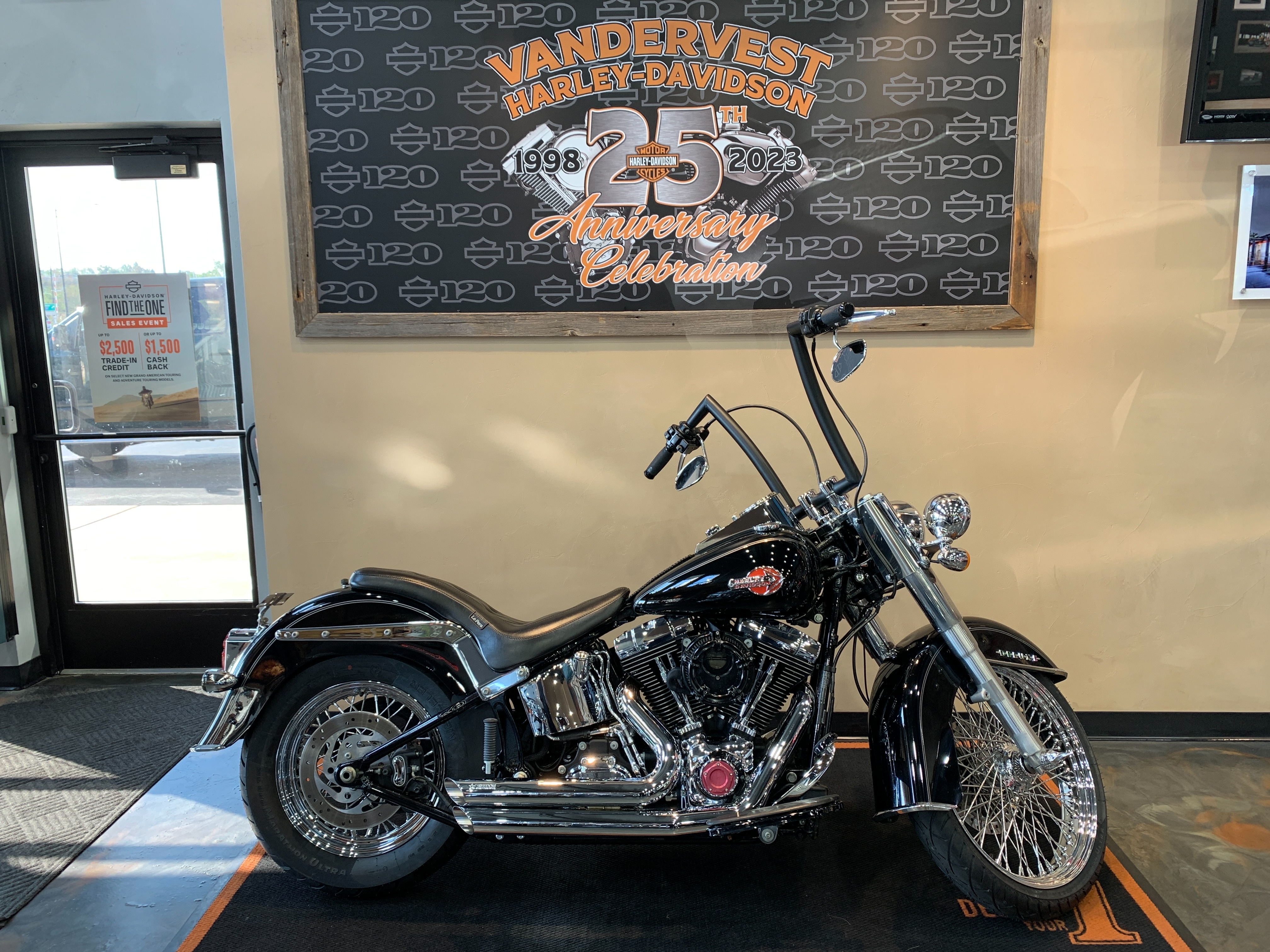 2017 Harley-Davidson Softail Deluxe at Vandervest Harley-Davidson, Green Bay, WI 54303
