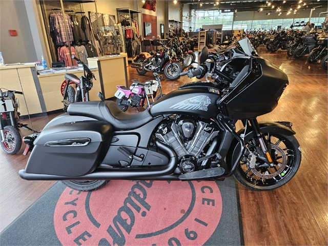 2024 Indian Motorcycle Challenger Dark Horse at Indian Motorcycle of Northern Kentucky