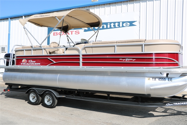 2018 Sun Tracker Party Barge 24 Dlx at Jerry Whittle Boats