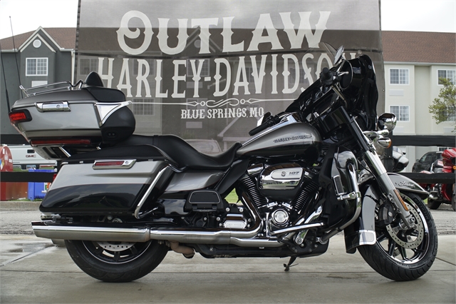2017 Harley-Davidson Electra Glide Ultra Limited at Outlaw Harley-Davidson