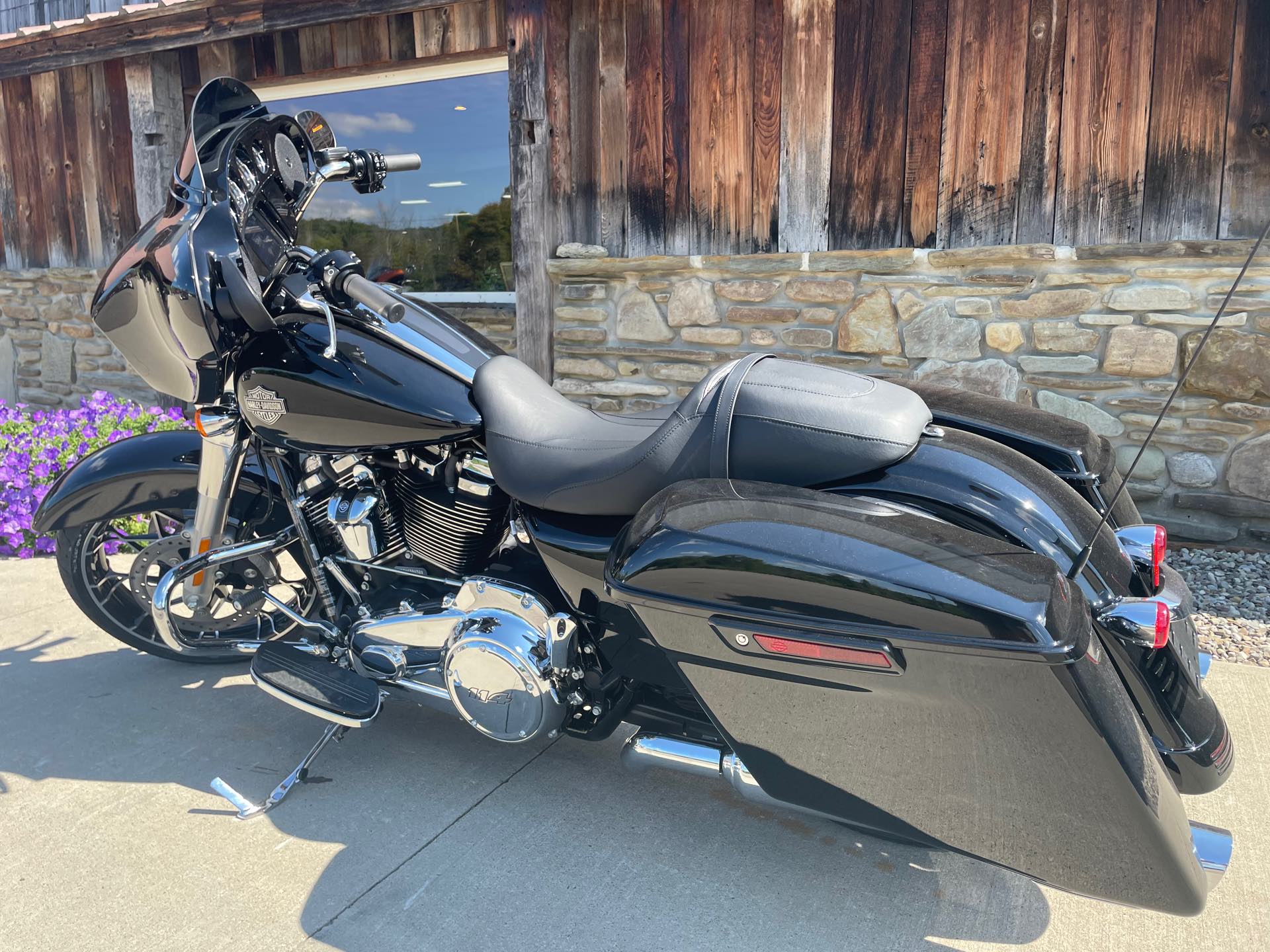 2022 Harley-Davidson Street Glide Special at Arkport Cycles
