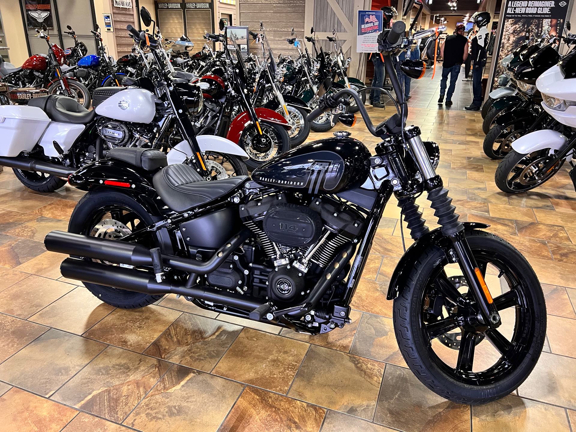 2024 Harley-Davidson Softail Street Bob 114 at Man O'War Harley-Davidson®