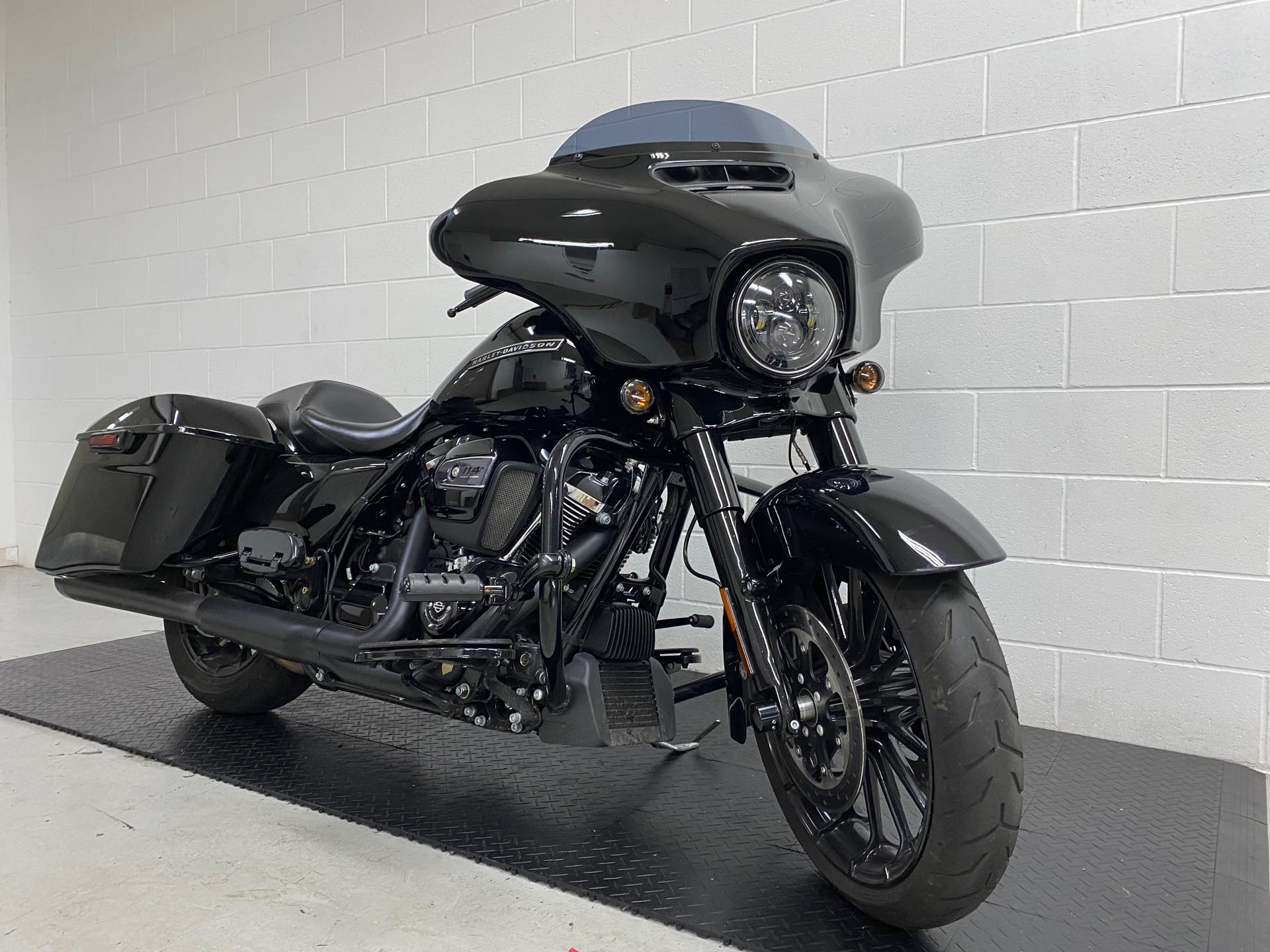 2019 Harley-Davidson Street Glide Special at Destination Harley-Davidson®, Silverdale, WA 98383