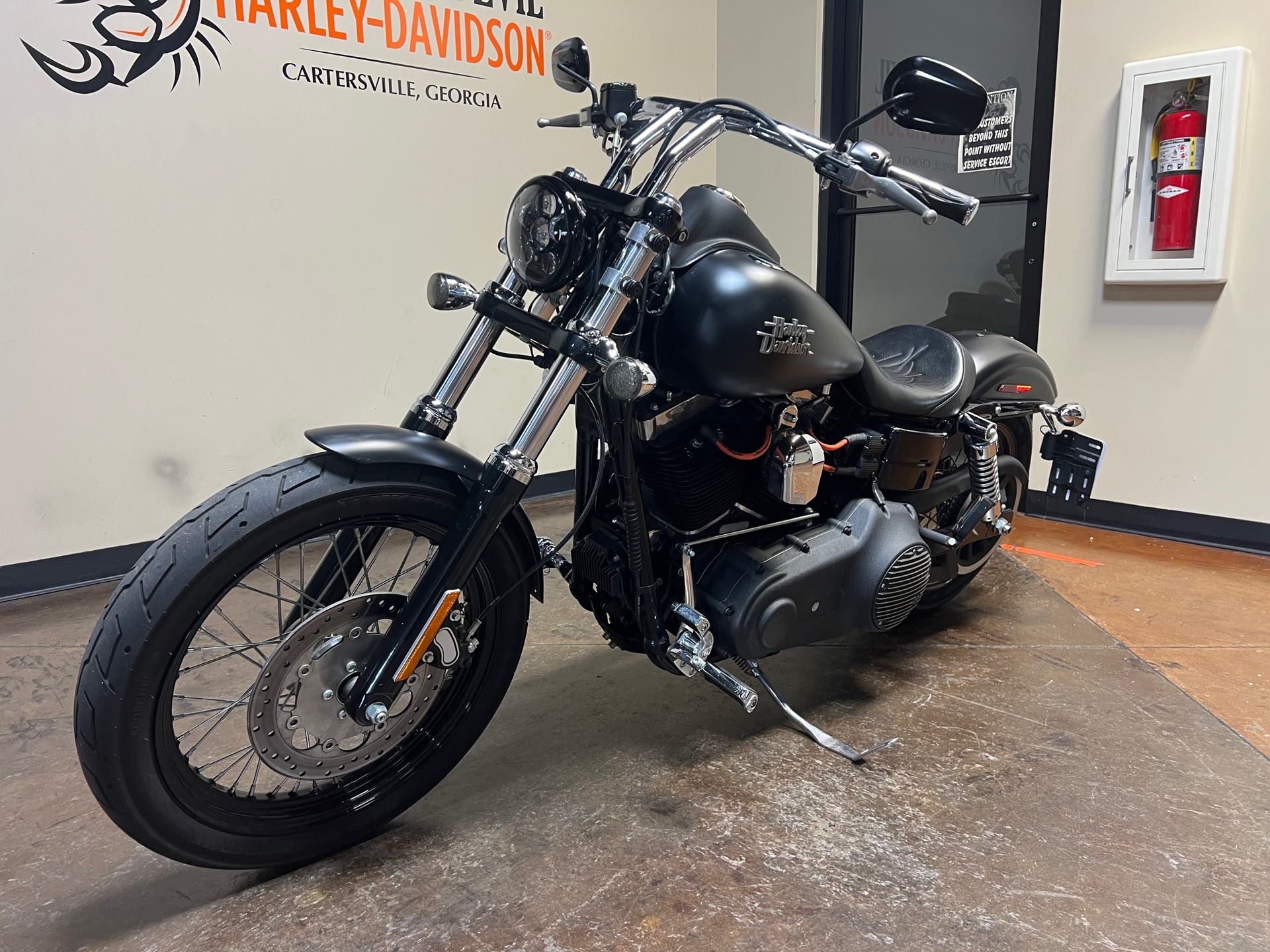 2016 Harley-Davidson Dyna Street Bob at Southern Devil Harley-Davidson