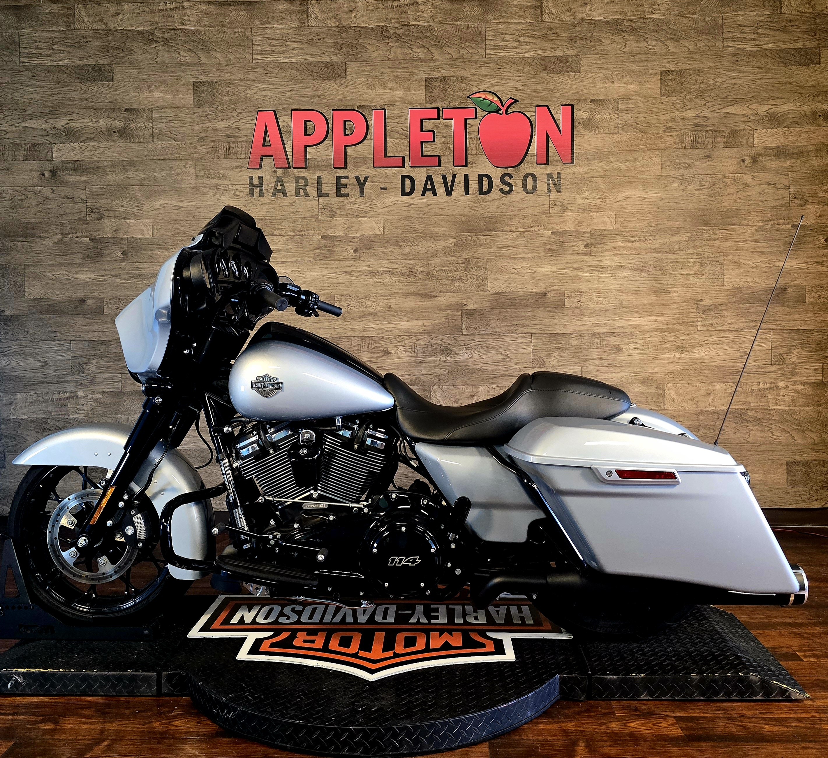 2023 Harley-Davidson Street Glide Special at Appleton Harley-Davidson