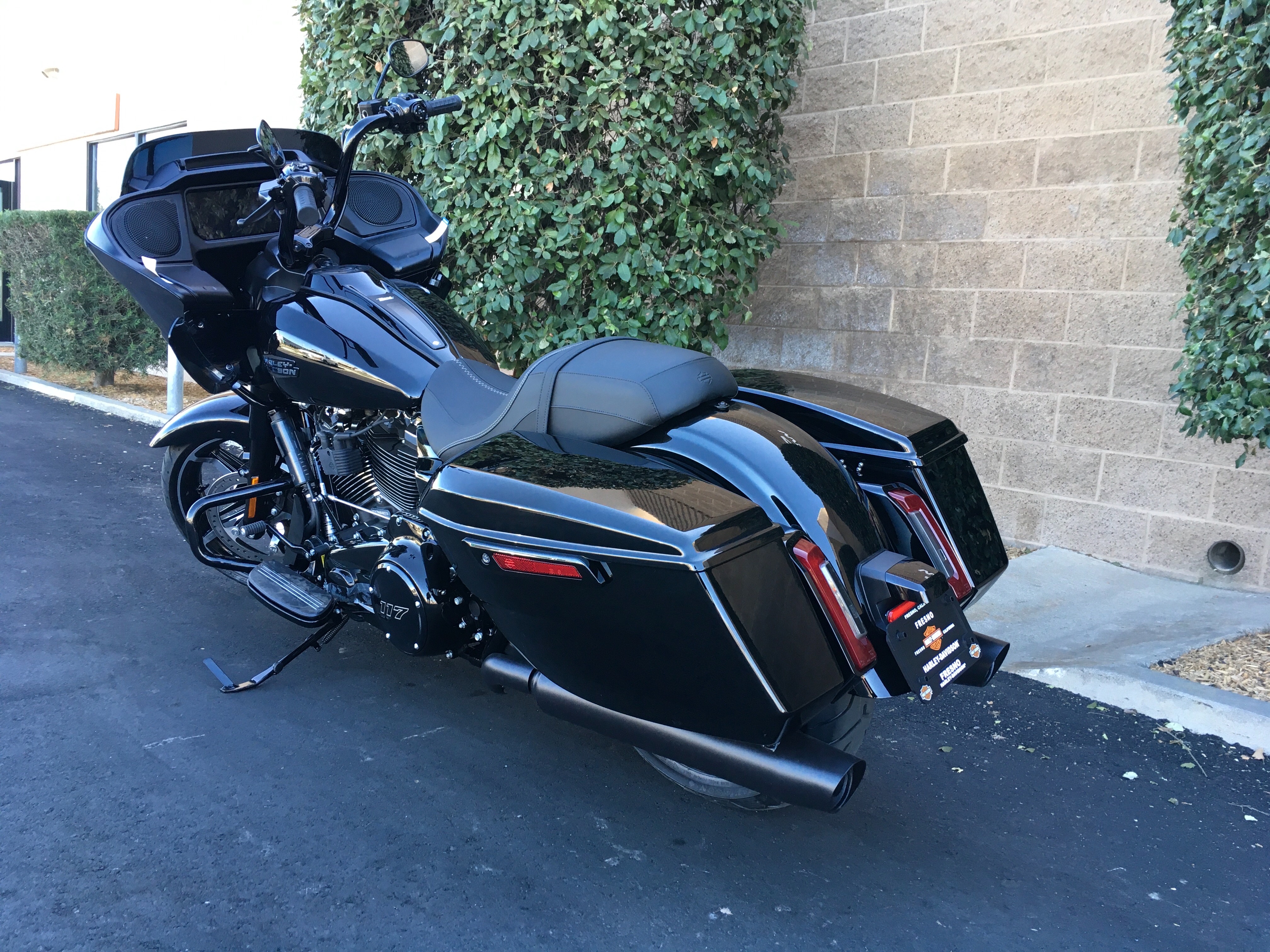 2024 Harley-Davidson Road Glide Base at Fresno Harley-Davidson