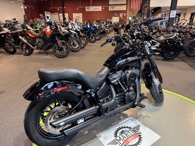 2020 Harley-Davidson Softail Street Bob at Martin Moto