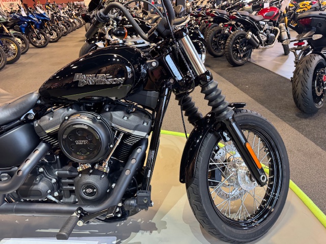 2020 Harley-Davidson Softail Street Bob at Martin Moto
