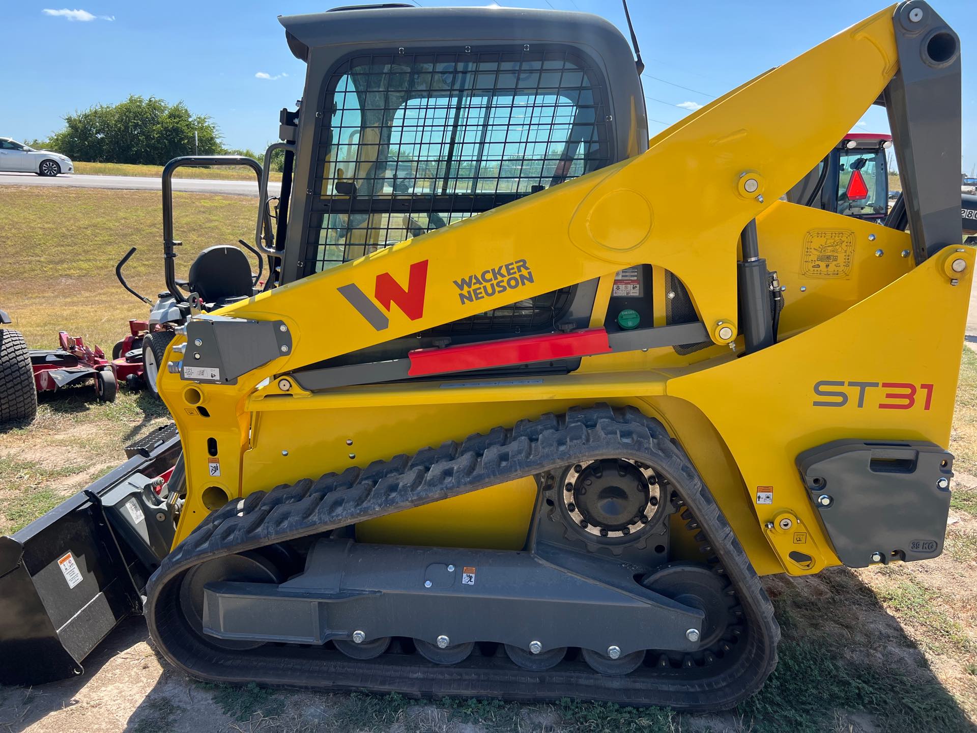 2024 Wacker Neuson Compact Track Loaders ST31 at Wise Honda