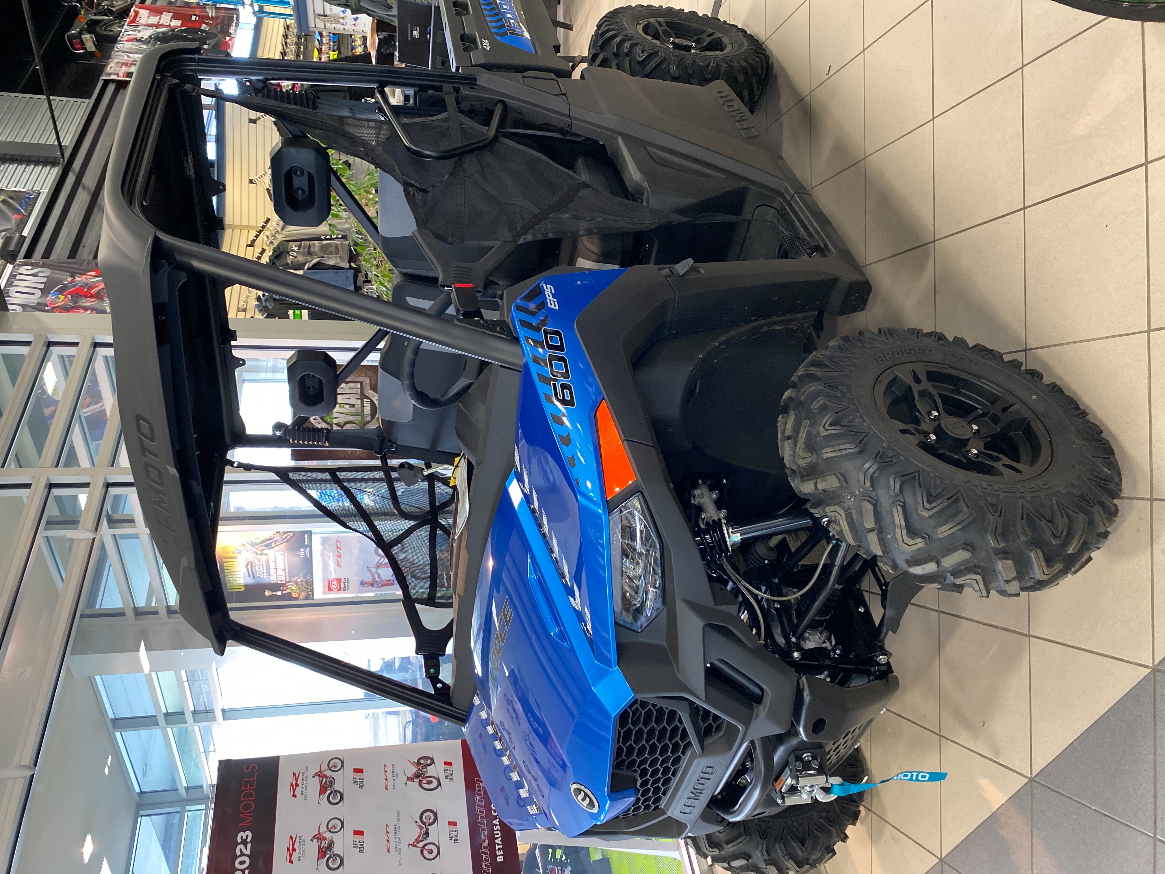 2023 CFMOTO UFORCE 600 at Rod's Ride On Powersports