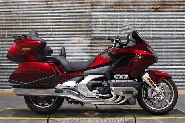 Honda Gold Wing Image