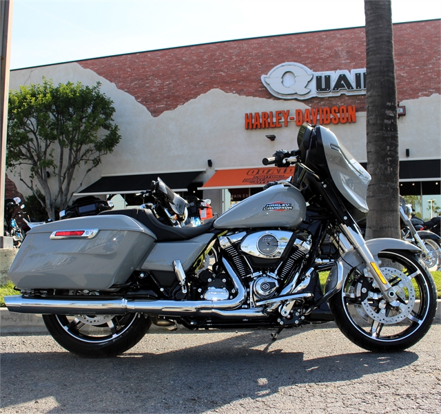 2024 Harley-Davidson Street Glide Base at Quaid Harley-Davidson, Loma Linda, CA 92354