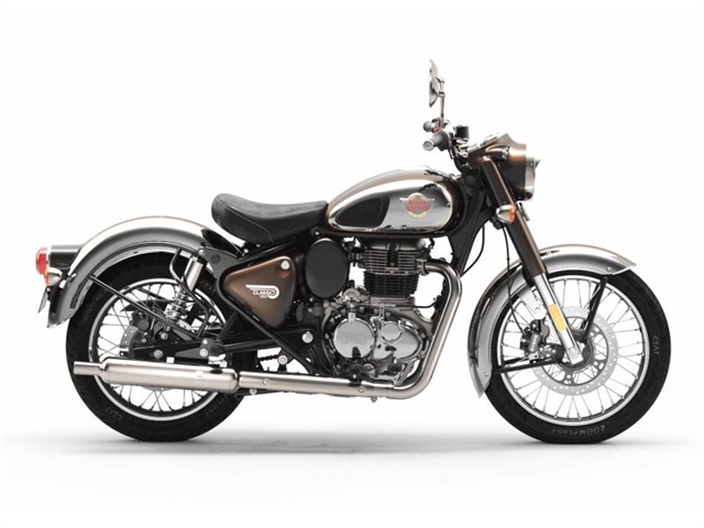 2022 Royal Enfield CLASSIC 350 CHROME at Indian Motorcycle of Northern Kentucky