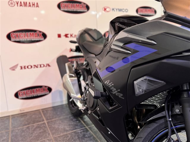 2025 Kawasaki Ninja 500 SE ABS at Cycle Max