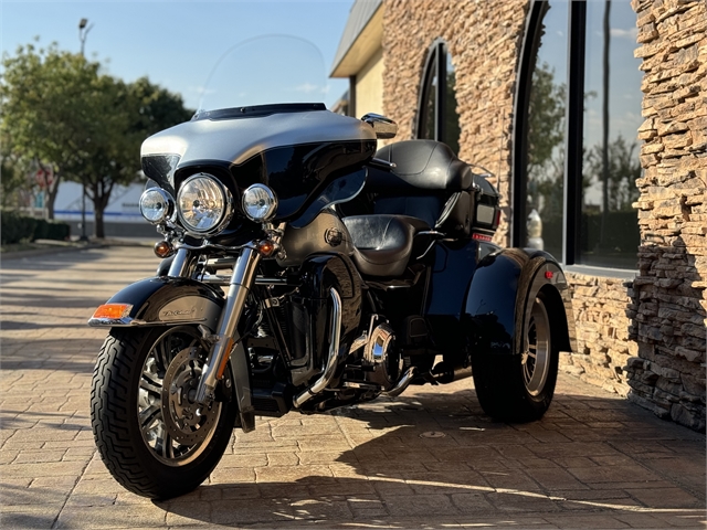 2013 Harley-Davidson Trike Tri Glide Ultra Classic at Lucky Penny Cycles