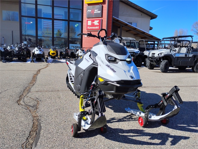 2025 Ski-Doo Summit Adrenaline 850 E-TEC 154 2.5 at Power World Sports, Granby, CO 80446