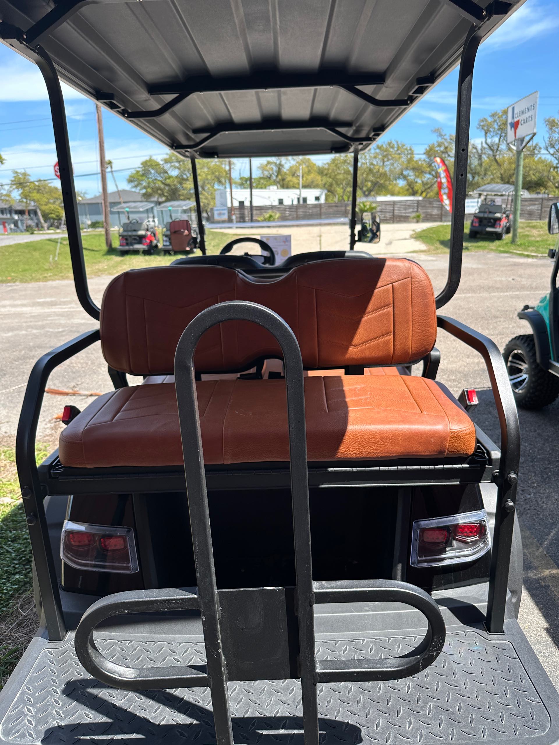 2024 Advanced EV Advent 6L at Clements Carts