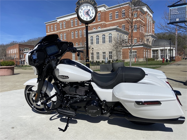 2024 Harley-Davidson Street Glide Base at MineShaft Harley-Davidson