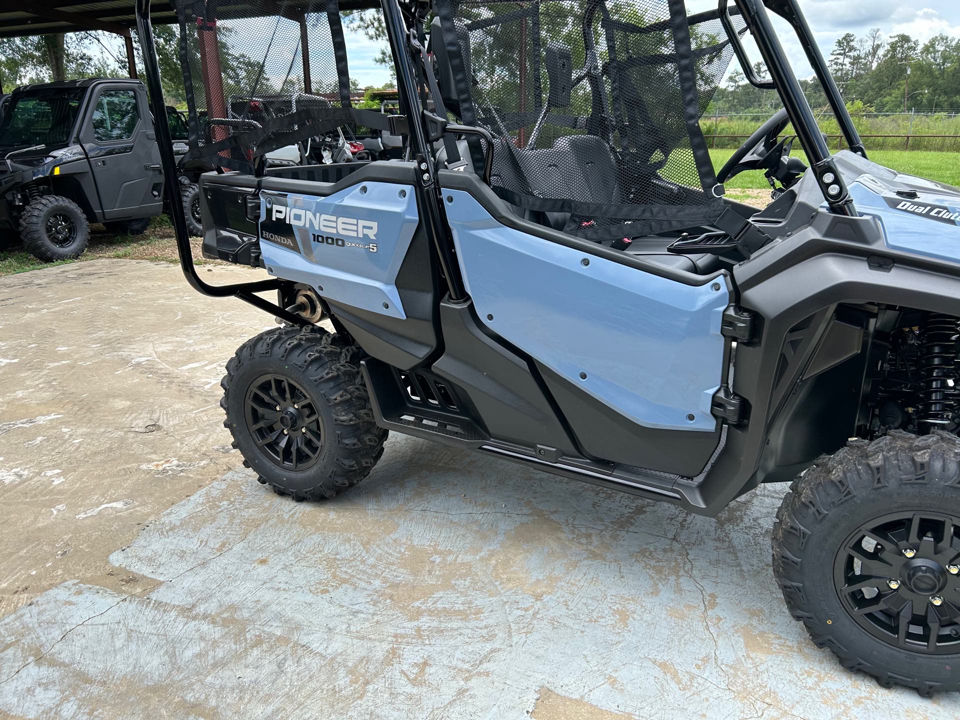 2024 HONDA SXS10M5DR Deluxe at ATV Zone, LLC