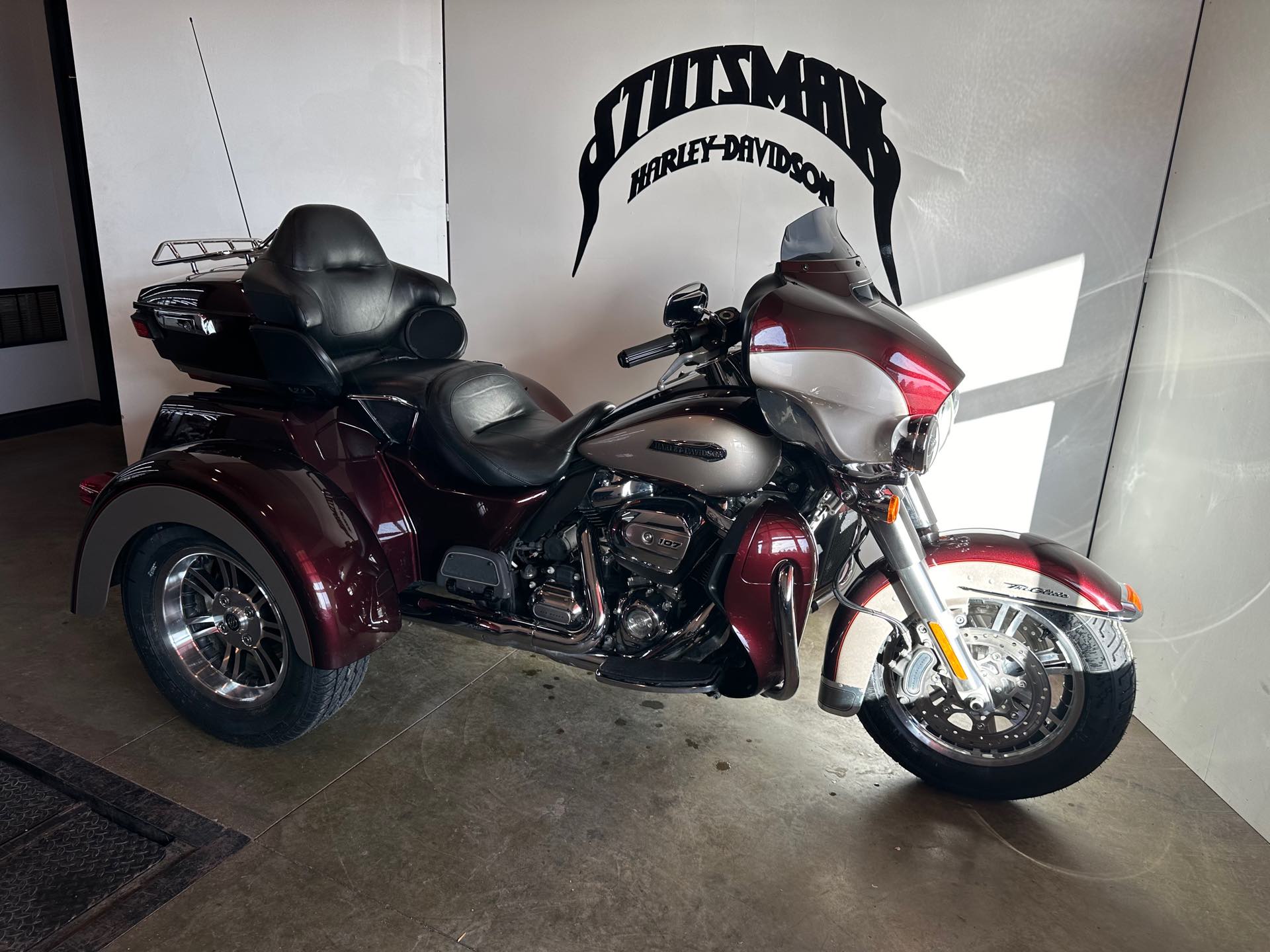 2018 Harley-Davidson Trike Tri Glide Ultra at Stutsman Harley-Davidson