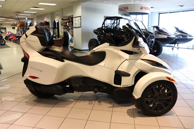 2018 Can-Am Spyder RT Base at Friendly Powersports Baton Rouge