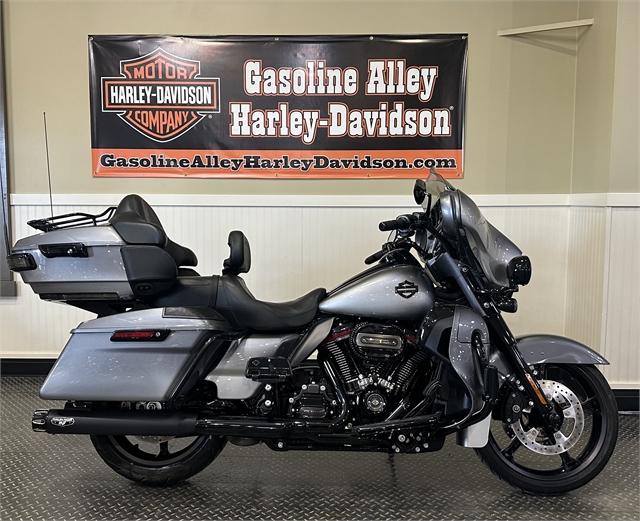 2019 Harley-Davidson Electra Glide CVO Limited at Gasoline Alley Harley-Davidson