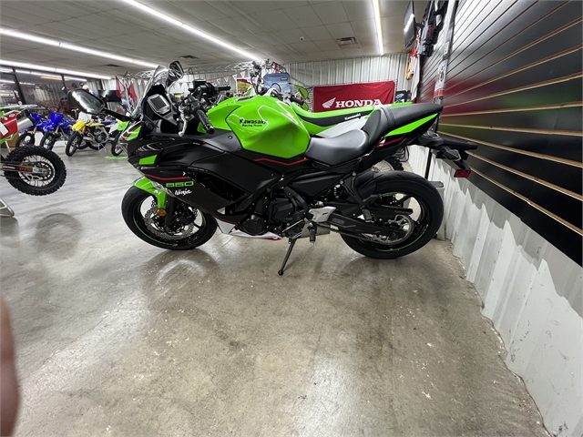 2022 Kawasaki Ninja 650 KRT Edition at Ride Center USA