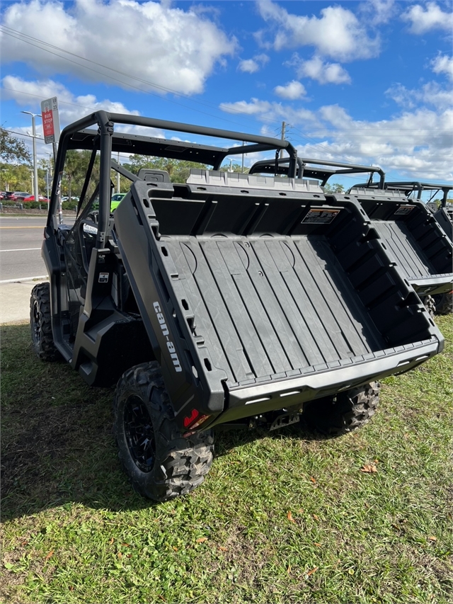 2024 Can-Am Defender DPS HD9 at Jacksonville Powersports, Jacksonville, FL 32225