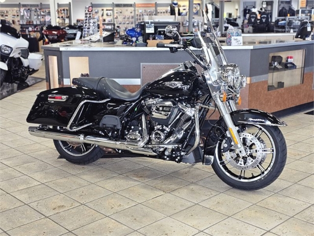 2022 Harley-Davidson Road King Base at Destination Harley-Davidson®, Tacoma, WA 98424