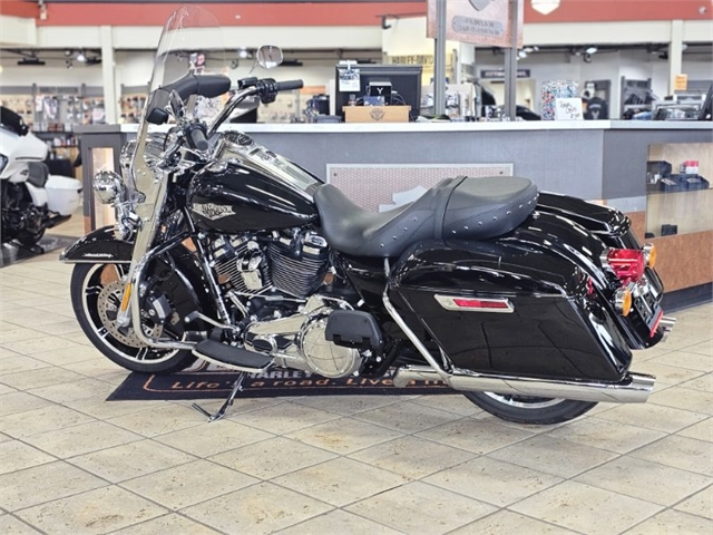 2022 Harley-Davidson Road King Base at Destination Harley-Davidson®, Tacoma, WA 98424