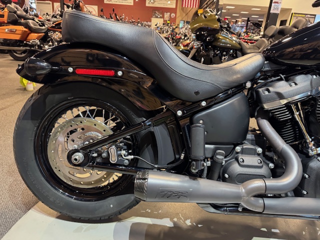 2020 Harley-Davidson Softail Street Bob at Martin Moto