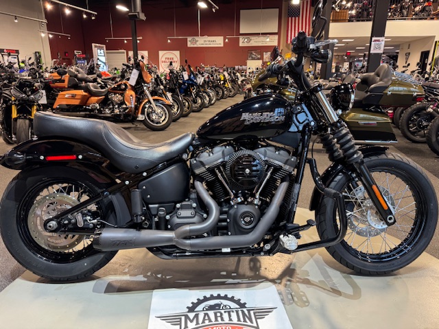 2020 Harley-Davidson Softail Street Bob at Martin Moto