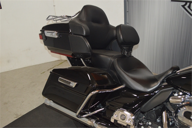 2018 Harley-Davidson Road Glide Ultra at Suburban Motors Harley-Davidson