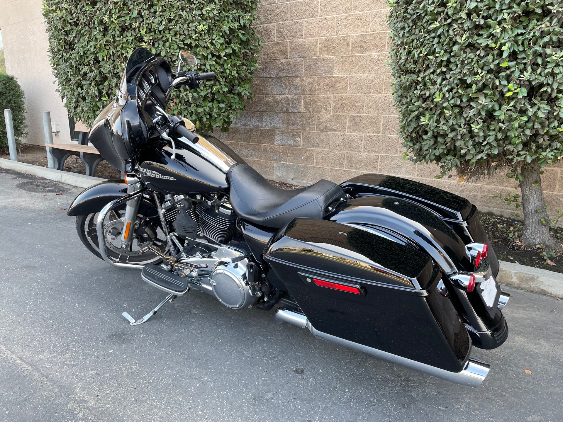 2018 Harley-Davidson Street Glide Base at Fresno Harley-Davidson