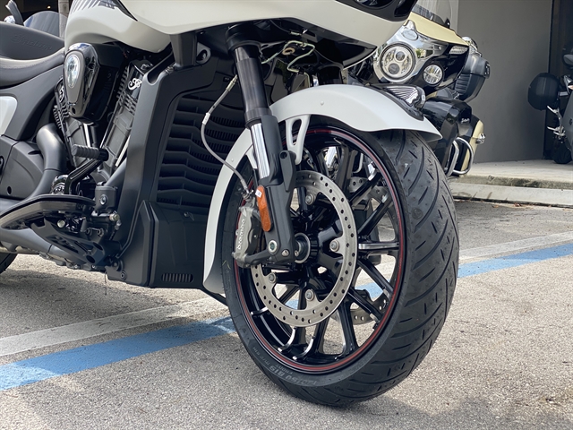 2020 Indian Challenger Dark Horse at Fort Lauderdale